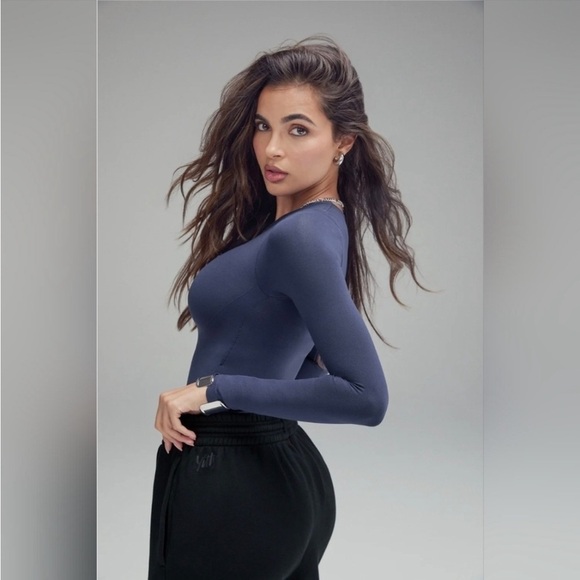 Yitty Fabletics Nearly Naked Shapewear Long Sleeve Bodysuit, Wild Nights M/L NWT - Picture 10 of 10